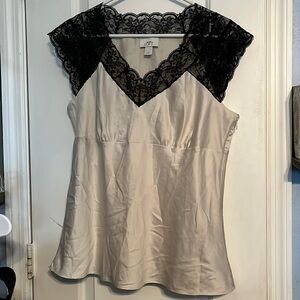Ann Taylor LOFT size 14 cream and black lace sleeve top. LIKE NEW